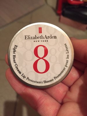 Elizabeth Arden Lip balm