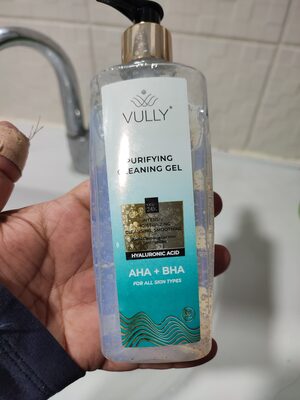 Vully Vully 24K Altın Parçacıklı Arındırıcı Nemlendirici Gözenek Sıkılaştırıcı Yüz Temizleme Jeli 200 ml