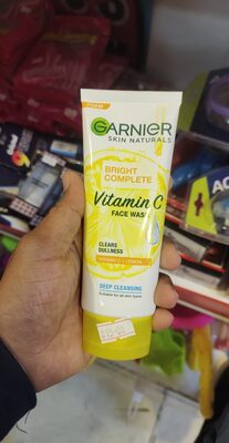 L'Oréal, L'Oreal Consumer products, Garnier Garnier Skin Naturals Vitamin C Face Wash